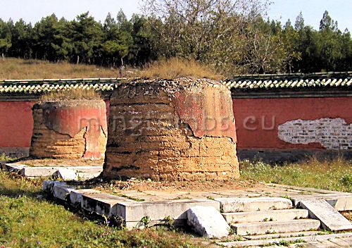 Qing dynasty concubine tombs