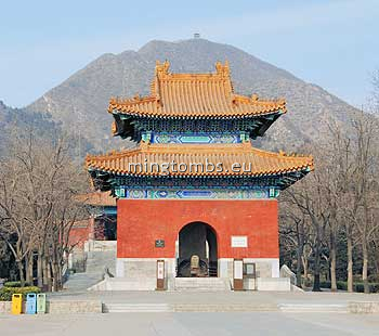 Memorial stele pavilion