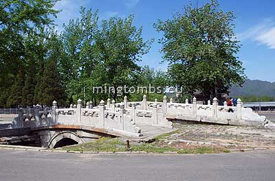 Bridge to Dingling