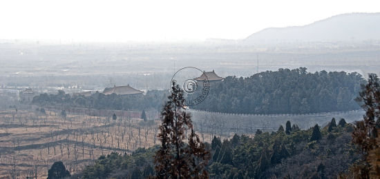 Zhaoling seen from consort tomb 5